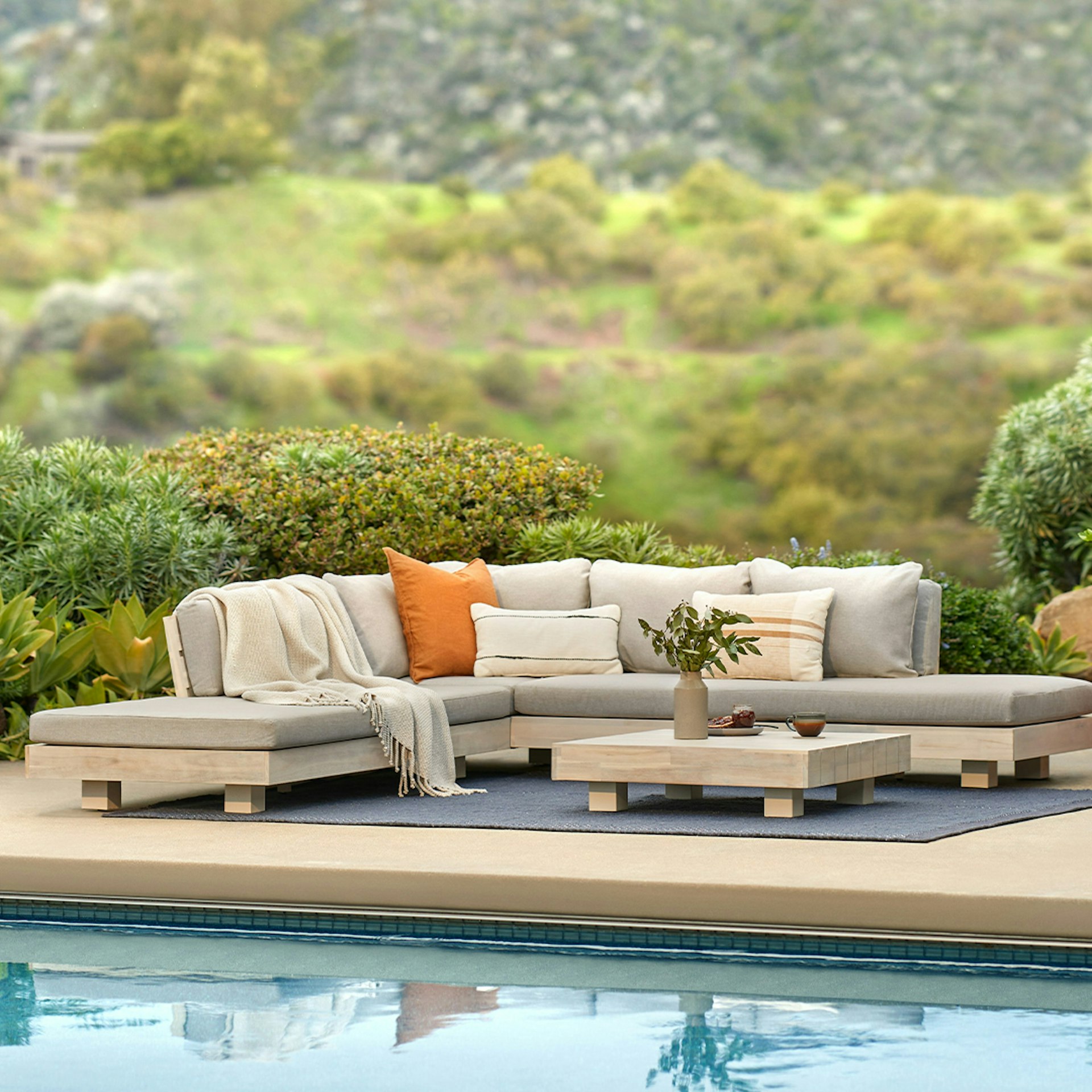 Lubek 100.5" Outdoor Low Corner Sectional - Beach Sand