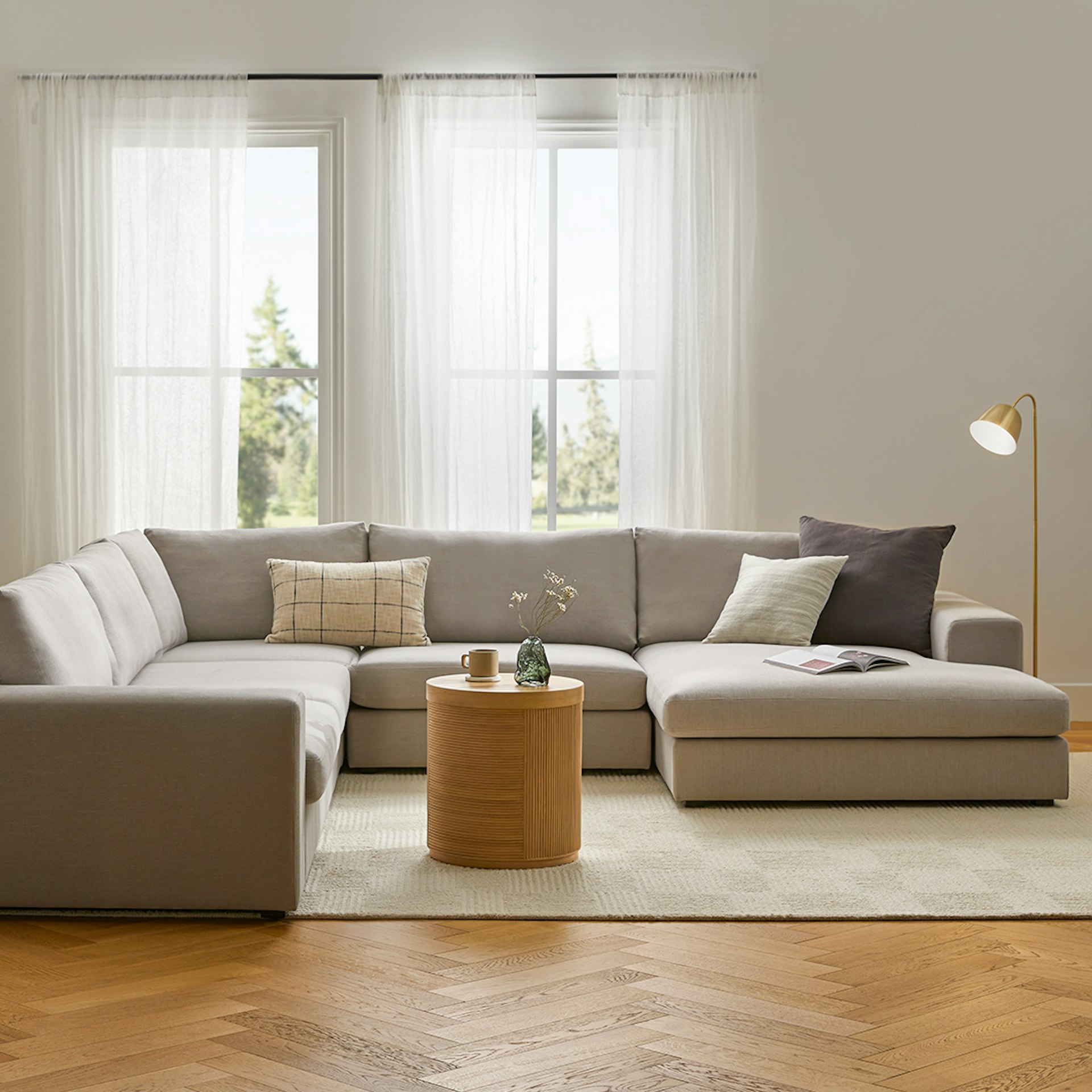 Beta 133.5" Right Modular Conversational Sectional - Welsh Gray