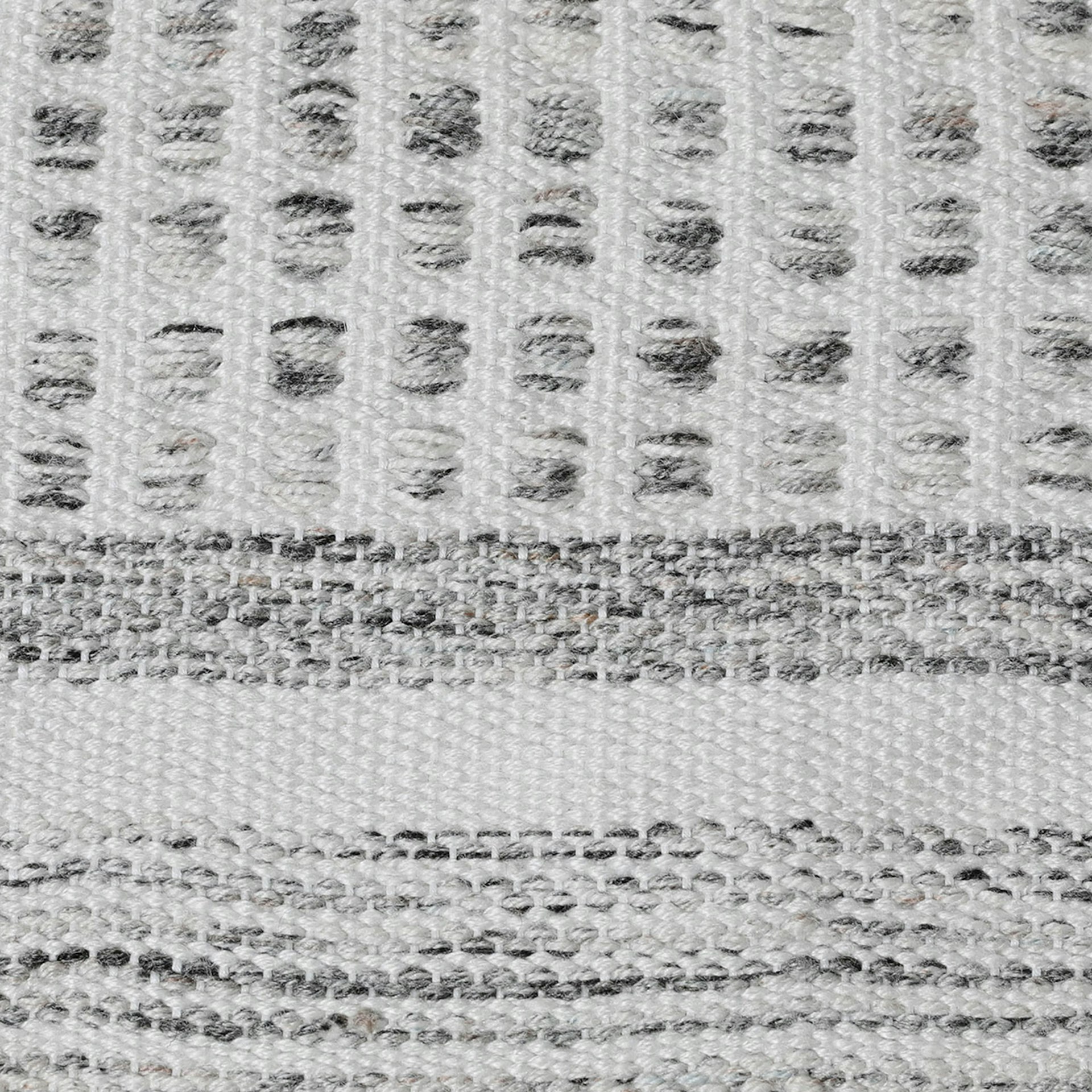 Arroyo 6 x 9 Indoor/Outdoor Rug - Light Gray 10 Arroyo 6 x 9 Indoor/Outdoor Rug - Light Gray
